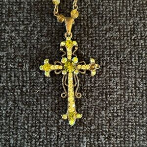 VCLM Vintage Green Rhinestone Cross Pendant Necklace with Beaded Chain